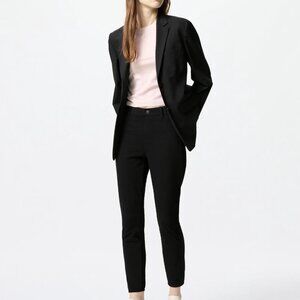 Uniqlo Black Ultra Stretch Cropped Legging Pants